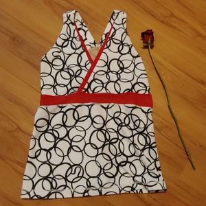 Lululemon workout top